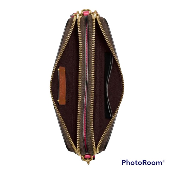 Coach - Picture 4 of 14